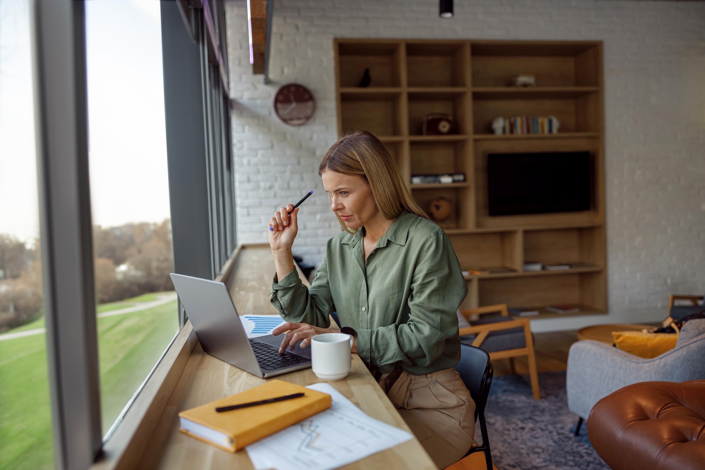 Consultanță Fonduri De la Stat: Programul Femeia Antreprenor